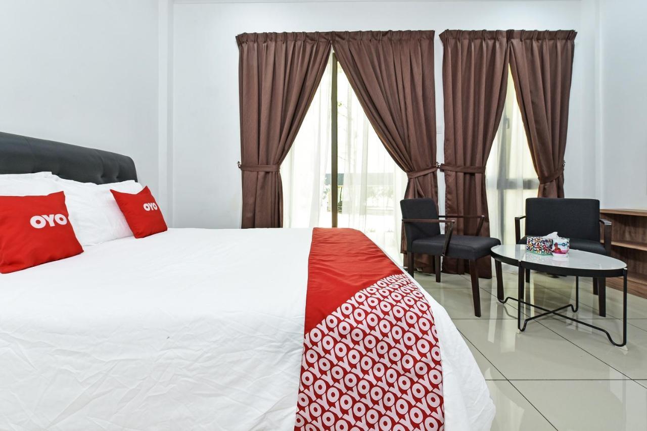 Capital O 90614 Cvia Ummul Hotel Padang Besar Exteriér fotografie