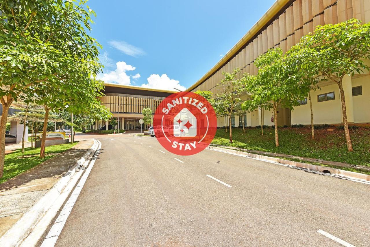 Capital O 90614 Cvia Ummul Hotel Padang Besar Exteriér fotografie